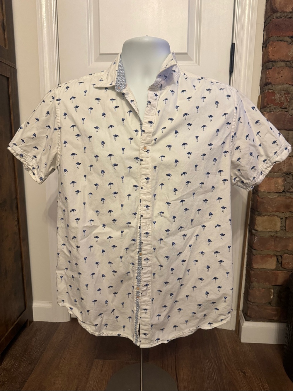 Denim & Flower White Short-Sleeve Shirt with Blue Palm Print